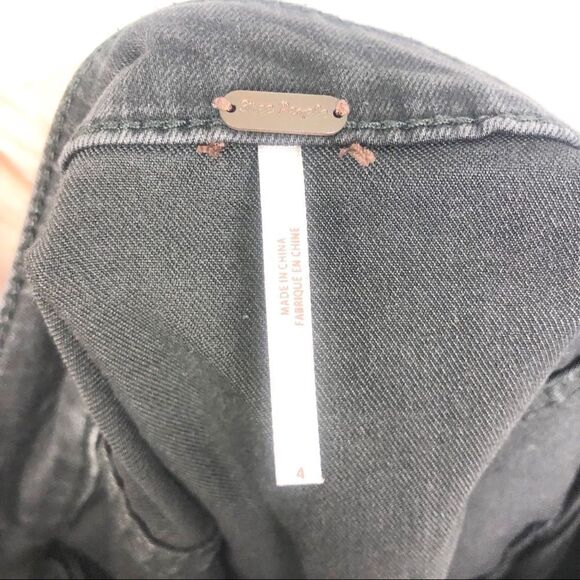 FREE PEOPLE | Little Daisies Black Mini Skirt Button Down Detail Women’s Size 4 - Picture 7 of 9